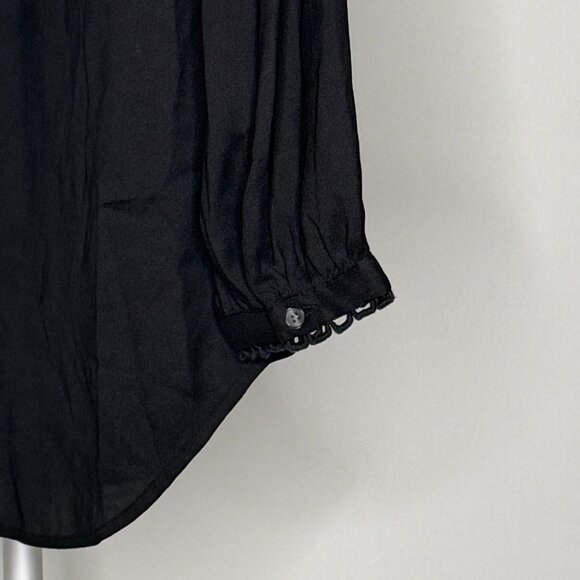 Ann Taylor Scallop Trim Blouse - Picture 5 of 10